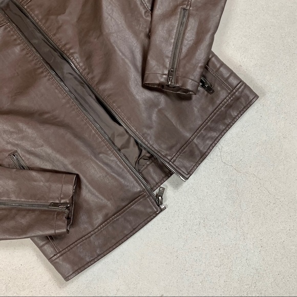 GUESS FAUX LEATHER JACKET (NEW) - Picture 3 of 4